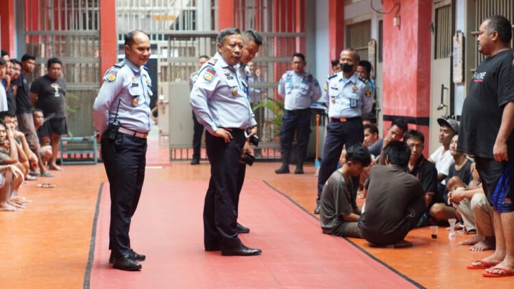 Kontrol Blok Hunian WBP, Kalapas Cilegon Ingatkan Pentingnya Menjaga Kesehatan